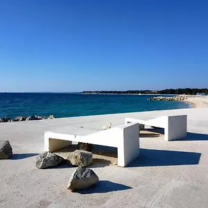 Abelia Sea View Pula